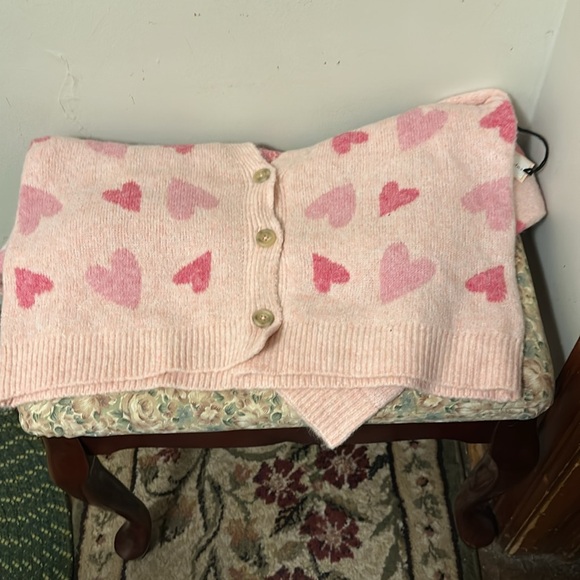 Cupcakes & Cashmere ladies pink size large button down sweater.  Brand new. - Picture 7 of 7